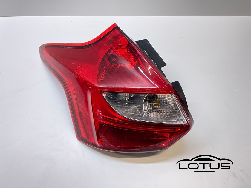 Lijeva štoplampa Ford FOCUS 2011-2015