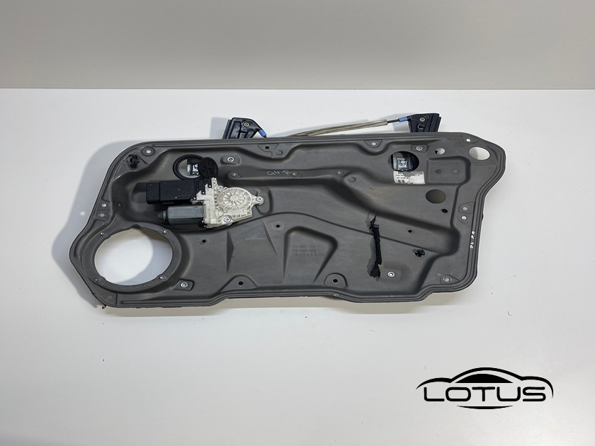 Prednji desni podizac stakla 4V VW GOLF 4 98-03
