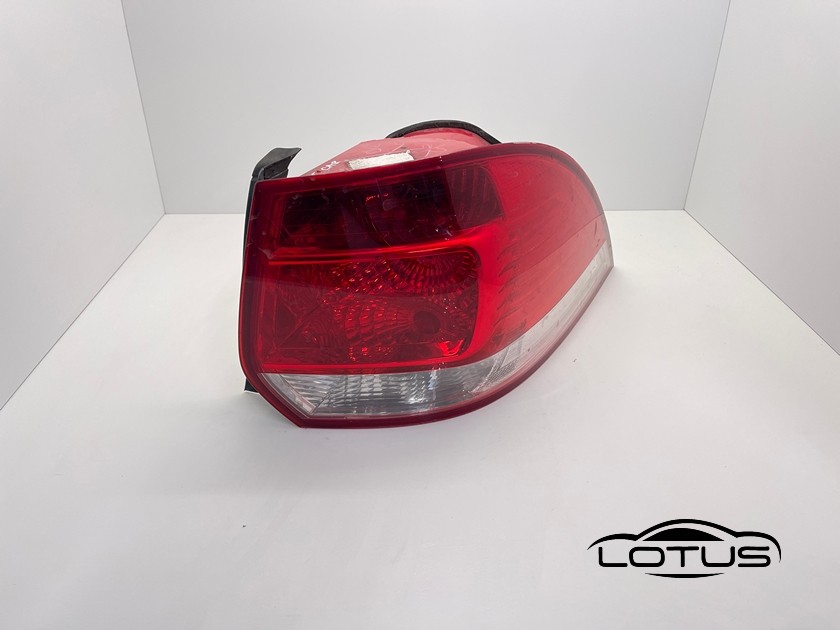 Desna štoplampa VW GOLF 5 6 KARAVAN 2003-2012