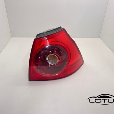 Desna štoplampa VW GOLF 5 2003-2008