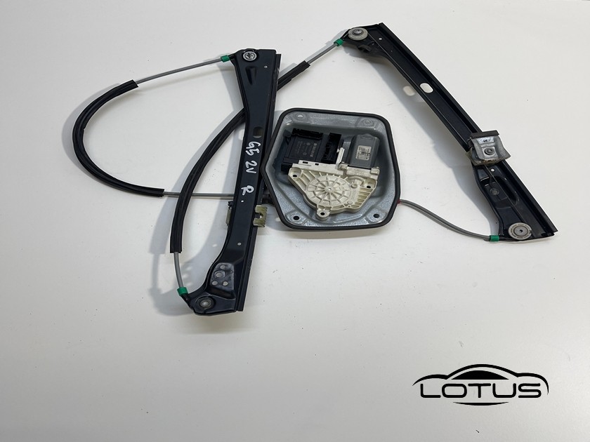 Desni podizac stakla 2V VW GOLF 5 03-08