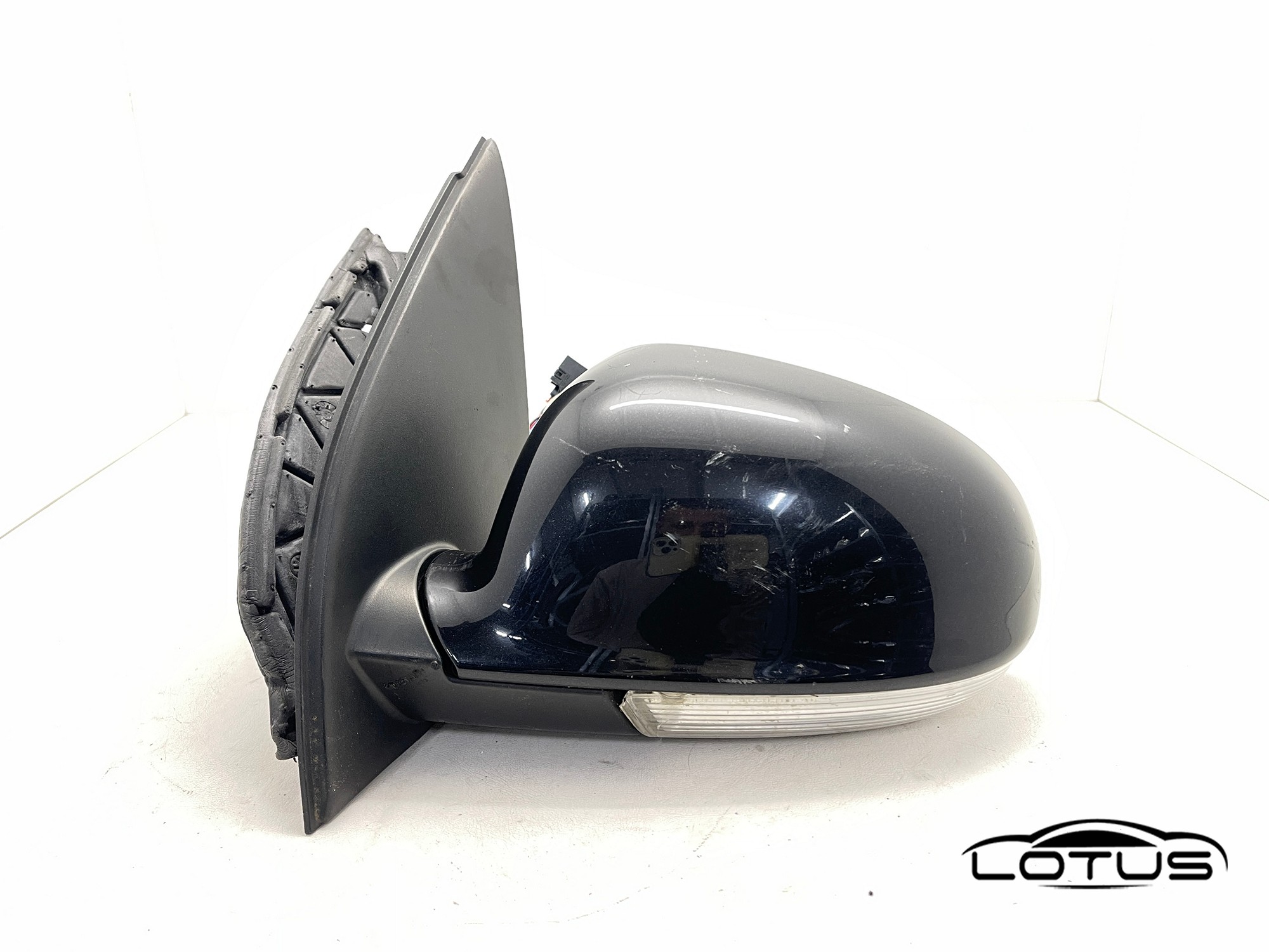 Lijevi retrovizor VW GOLF 5 2004-2007