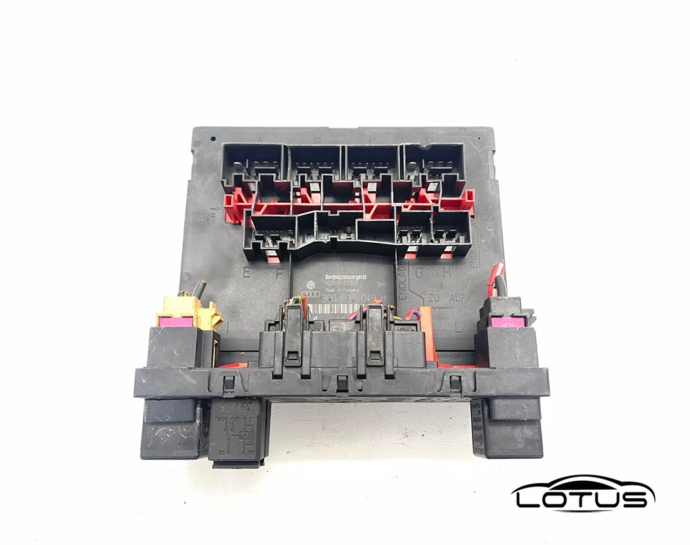 BCM elektornika VW GOLF 5 PASSAT 6 3C0937049H