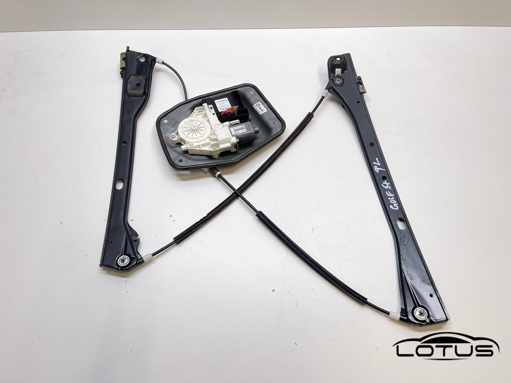 Prednji lijevi podizac stakla VW GOLF 5+ Plus 2004-2009
