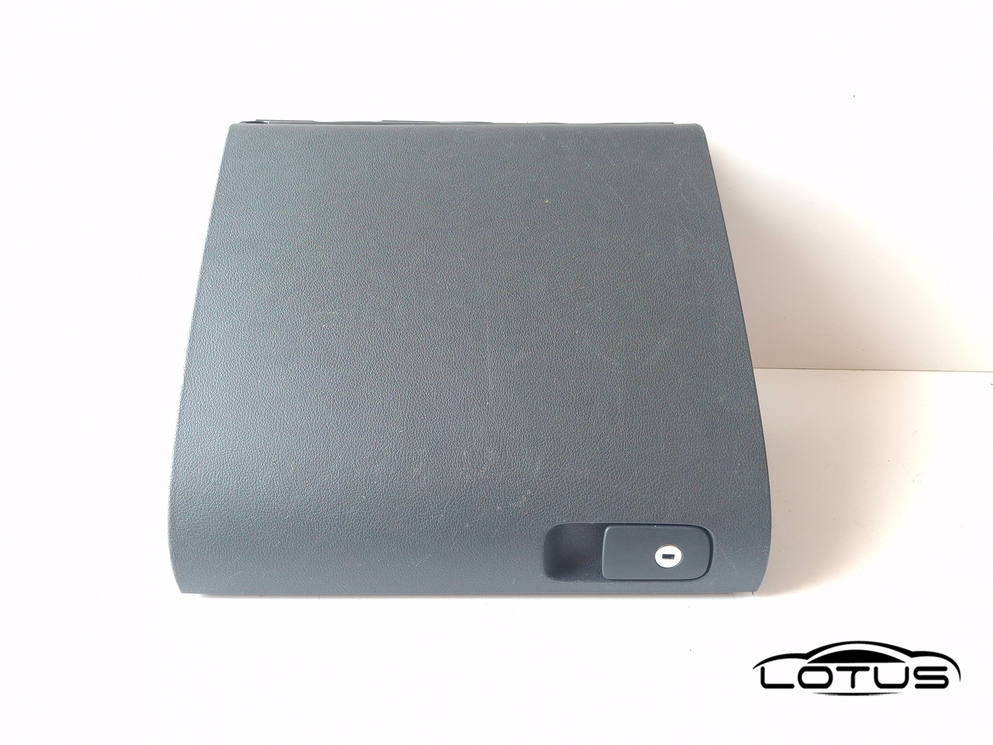 Pretinac, latica VW GOLF 5+ PLUS 2005-2009