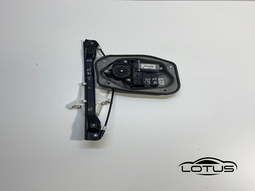 Zadnji desni podizac stakla 4V VW GOLF 5 03-08