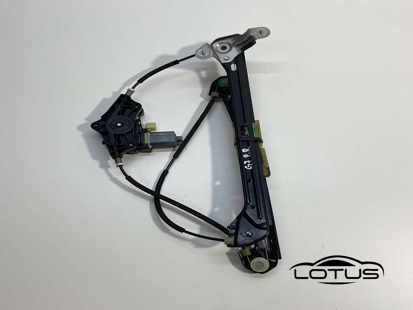 Prednji desni podizac stakla 4V VW GOLF 7 7.5 12-19