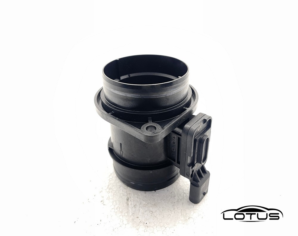 Protokomjer zraka VW SKODA GOLF 7 OCTAVIA 04L906461B
