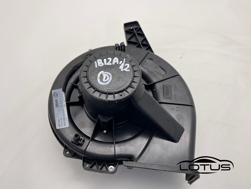 Ventilator kabine Seat IBIZA 2008-2013 8EW009157-111