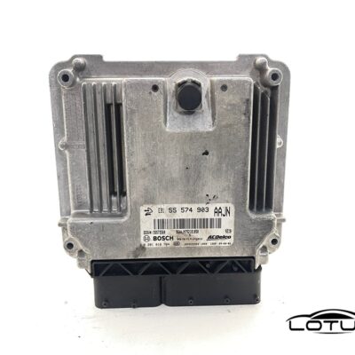 Kompjuter motora ECU Opel INSIGNIA 2.0 CDTI 55574903