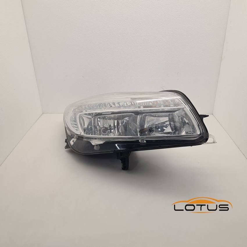Desni far, farovi Opel Insignia A 2008-2013