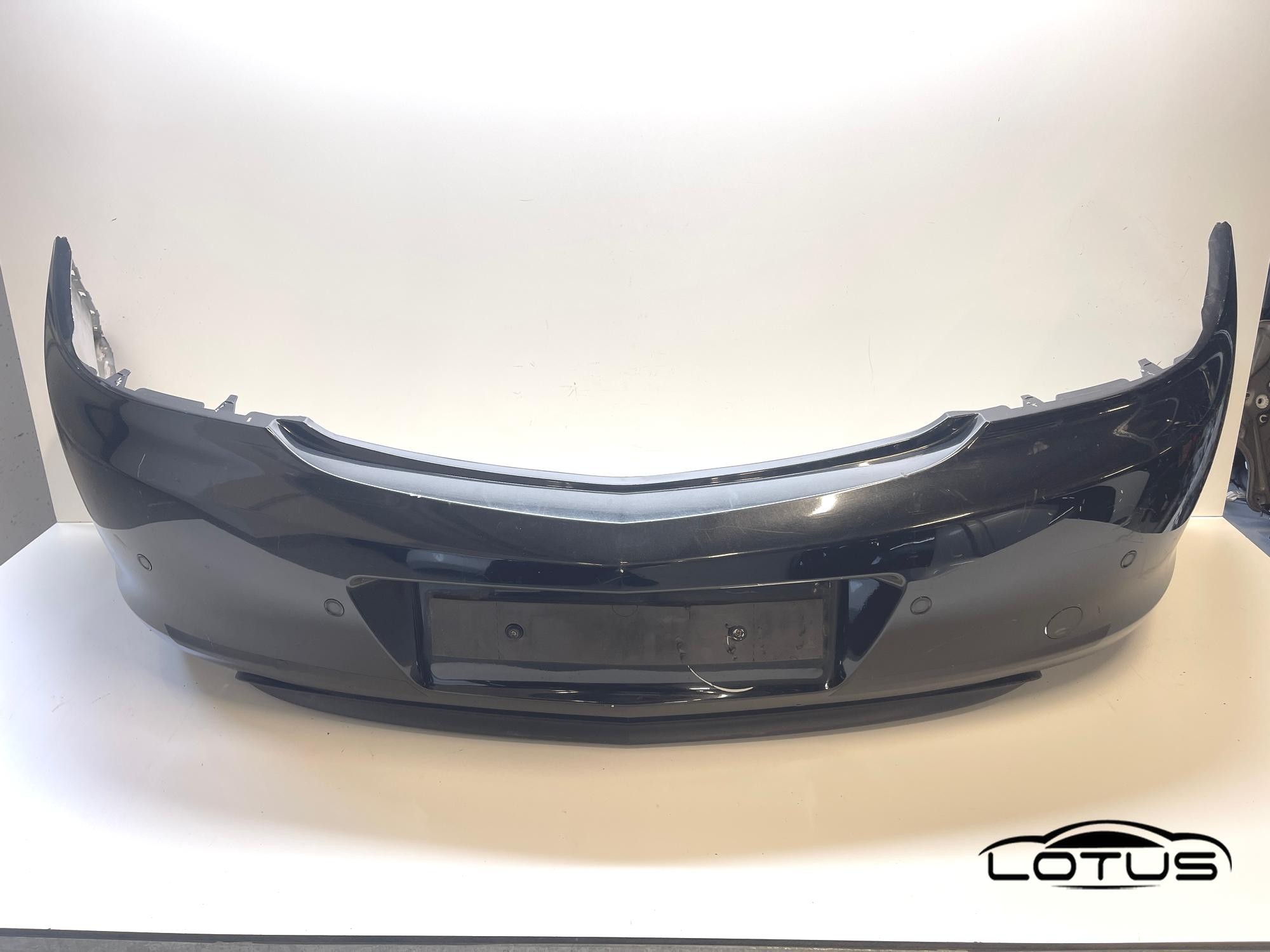 Zadnji branik Opel INSIGNIA 2008-2013 LIMUZINA