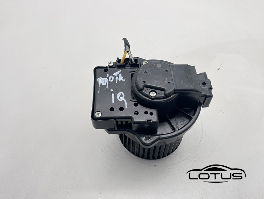Ventilator kabine Toyota IQ 2009-2015