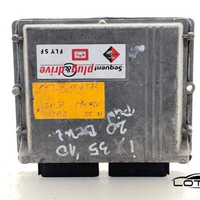 Kompjuter motora ECU Hyundai IX35 2.0 16V 67R011002