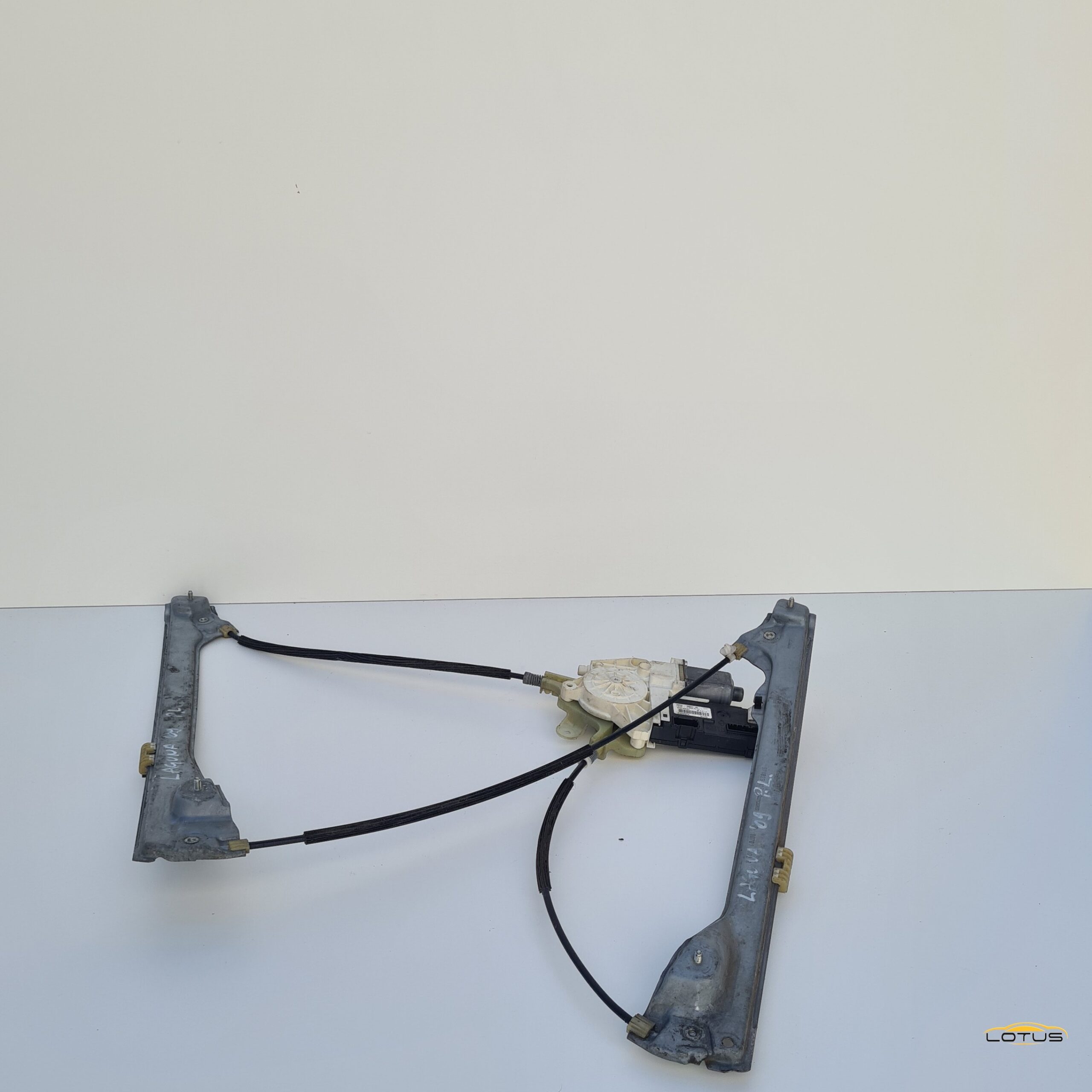 Prednji lijevi podizac stakla 4V Renault Laguna 2007-10