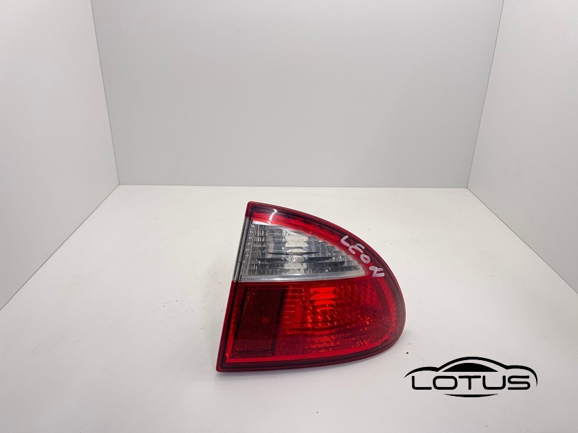 Desna štoplampa Seat LEON 1999-2005