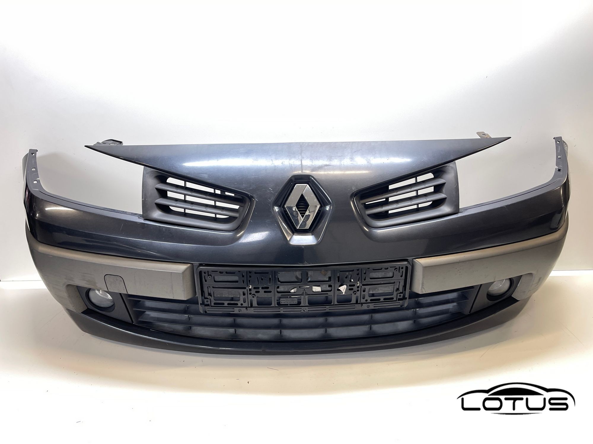 Prednji branik Renault MEGANE 2 2006-2008