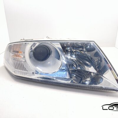Desni far, farovi Skoda OCTAVIA A5 2004-2009 XENON