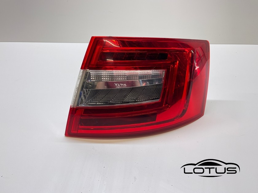 Desna štoplampa Skoda Octavia A7 2016-2019