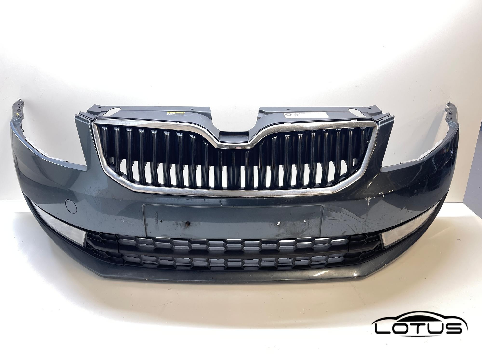 Prednji branik Skoda OCTAVIA A7 2013-2016