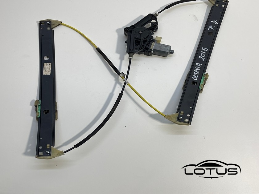 Prednji desni podizac stakla 4V Skoda Octavia A7 13-19