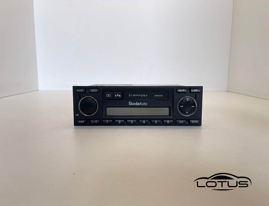 Radio  OCTAVIA MK1