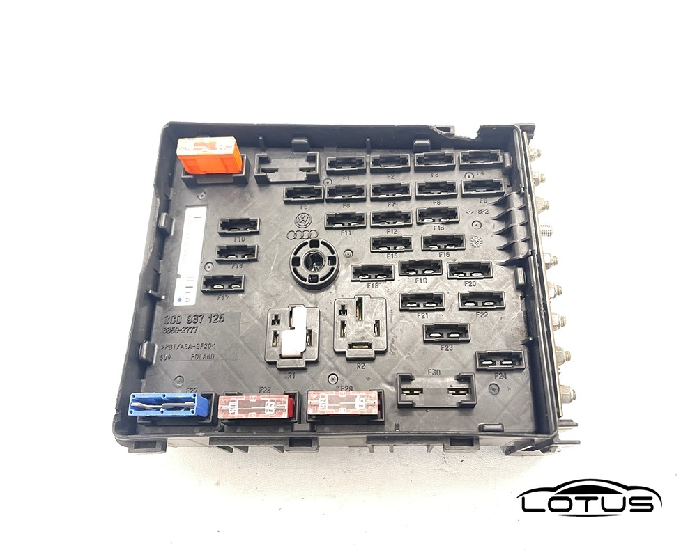 Kutija osigurača VW PASSAT 6 B6 3C0937125