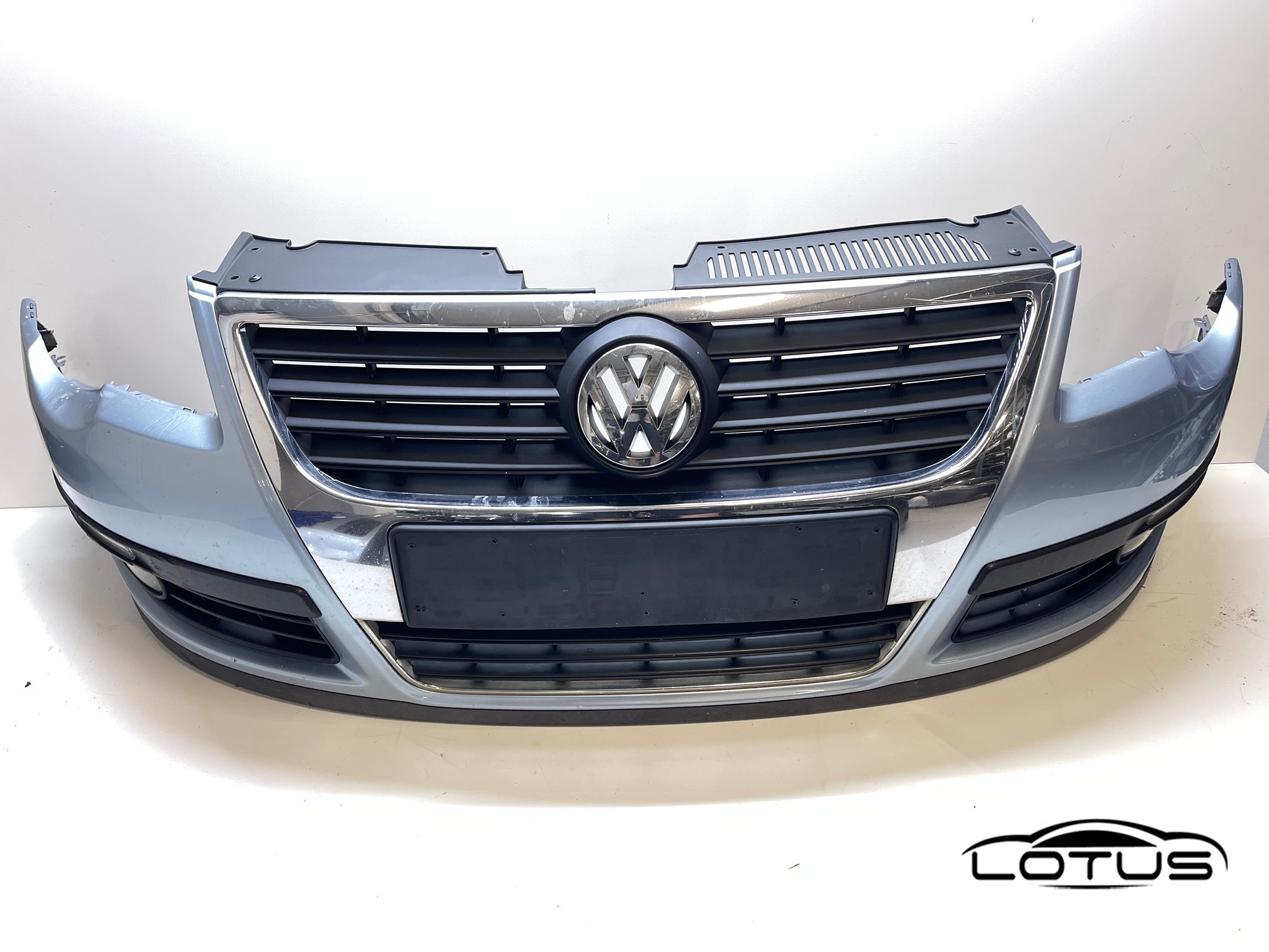 Prednji branik VW PASSAT 6 B6 2005-2010