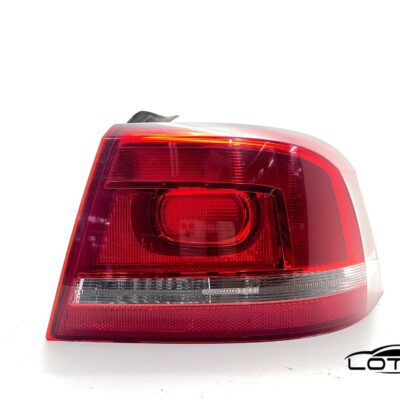 Desna štoplampa VW PASSAT 7 2010-2015 LIMUZINA