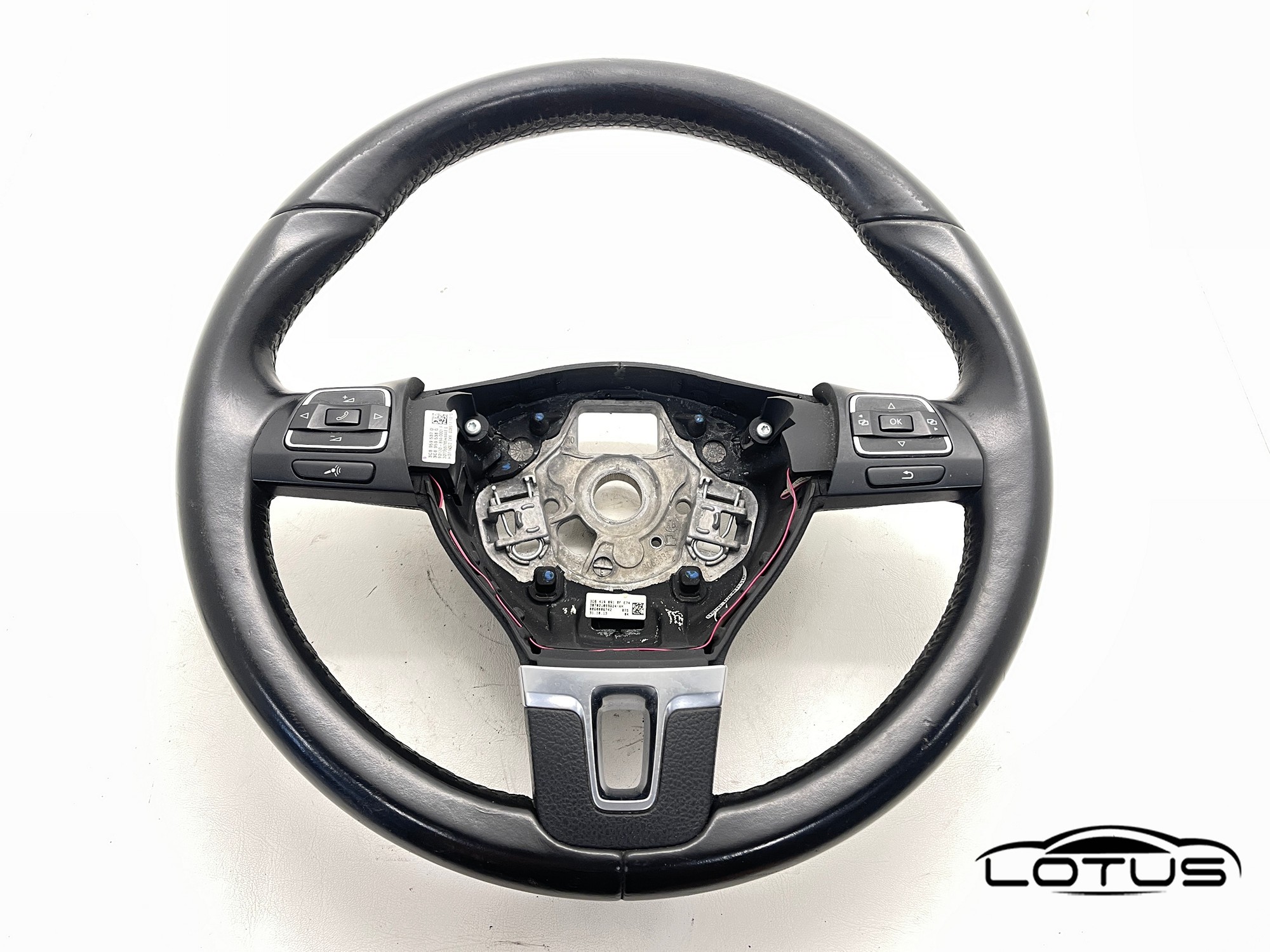 Volan VW PASSAT 7 GOLF 6 TOURAN 2008-2015 F1 ŠALTANJE
