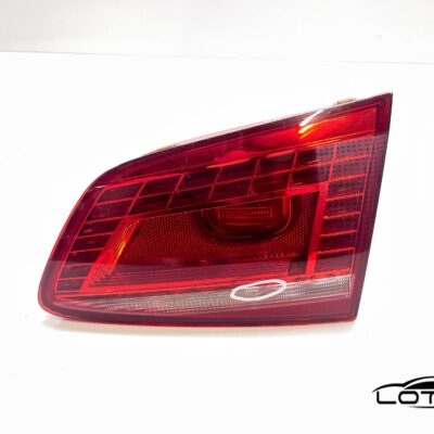 Desna štop lampa VW PASSAT 7 KARAVAN LED UNUTRASNJA