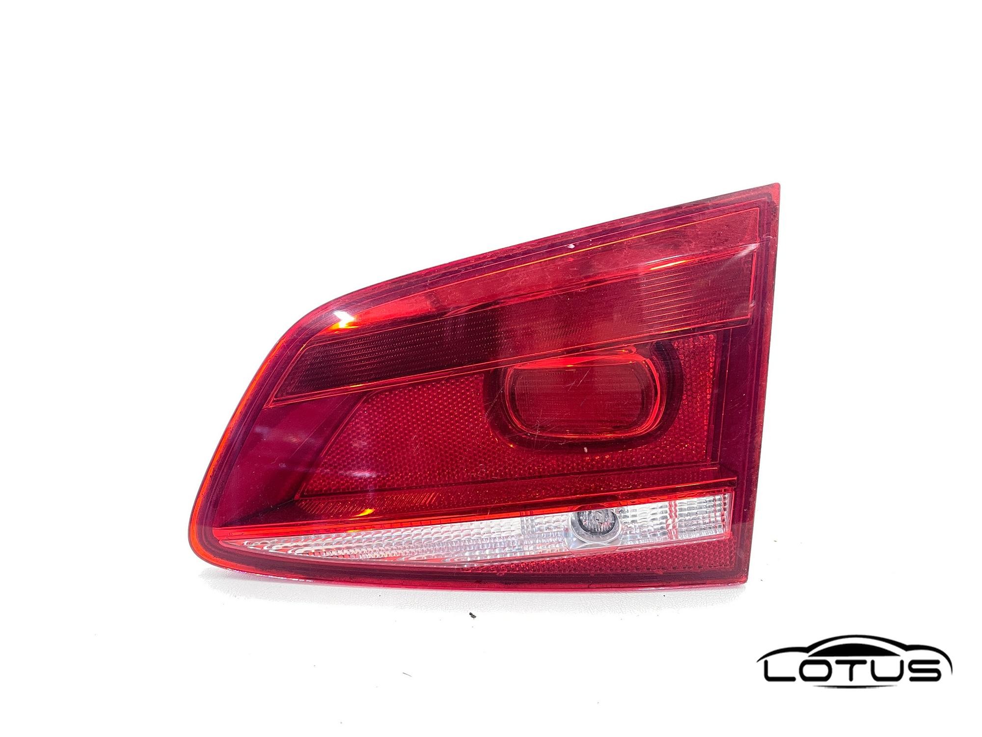 Desna štop lampa  PASSAT 7 KARAVAN UNUTRASNJA 2010-2014