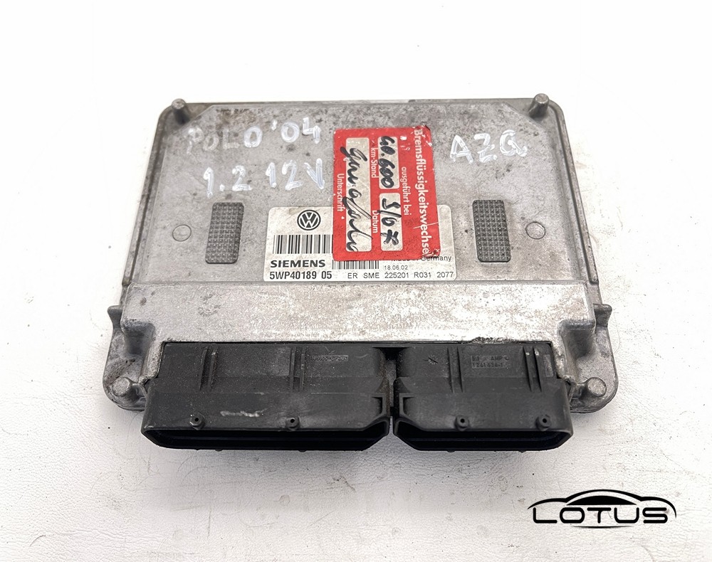 Kompjuter motora ECU VW POLO 1.2 12V 03E906033