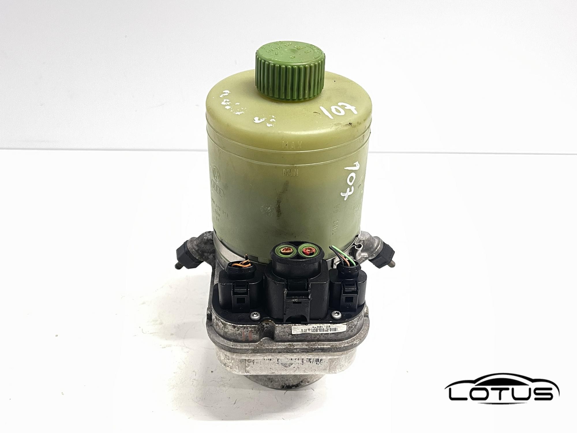 Servo pumpa VW POLO 9N 6Q0423371