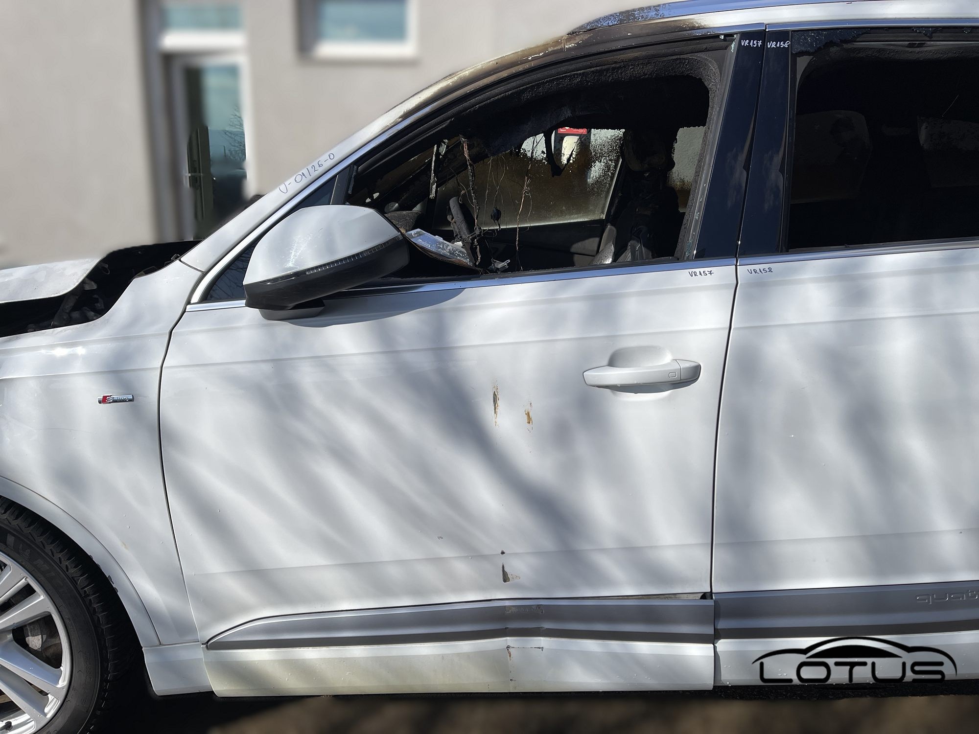 Prednja lijeva vrata Audi Q7 4M 2015-2019 LC9A