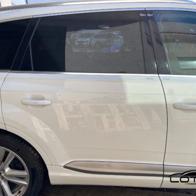 Zadnja desna vrata Audi Q7 4M 2015-2019 LC9A