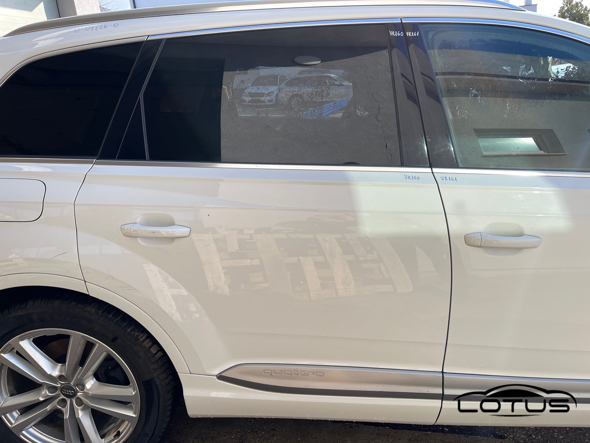 Zadnja desna vrata Audi Q7 4M 2015-2019 LC9A
