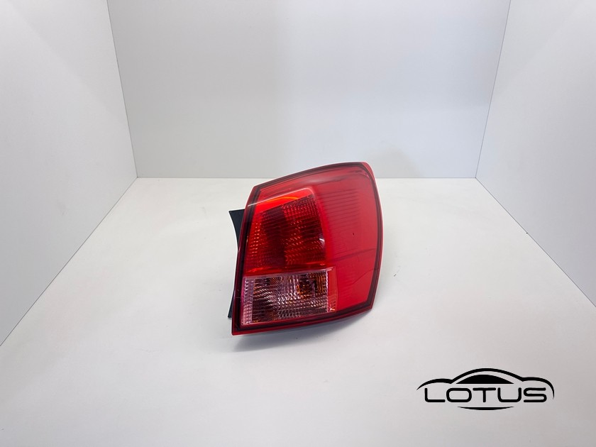 Desna štoplampa Nissan QASHQAI 2007-2010