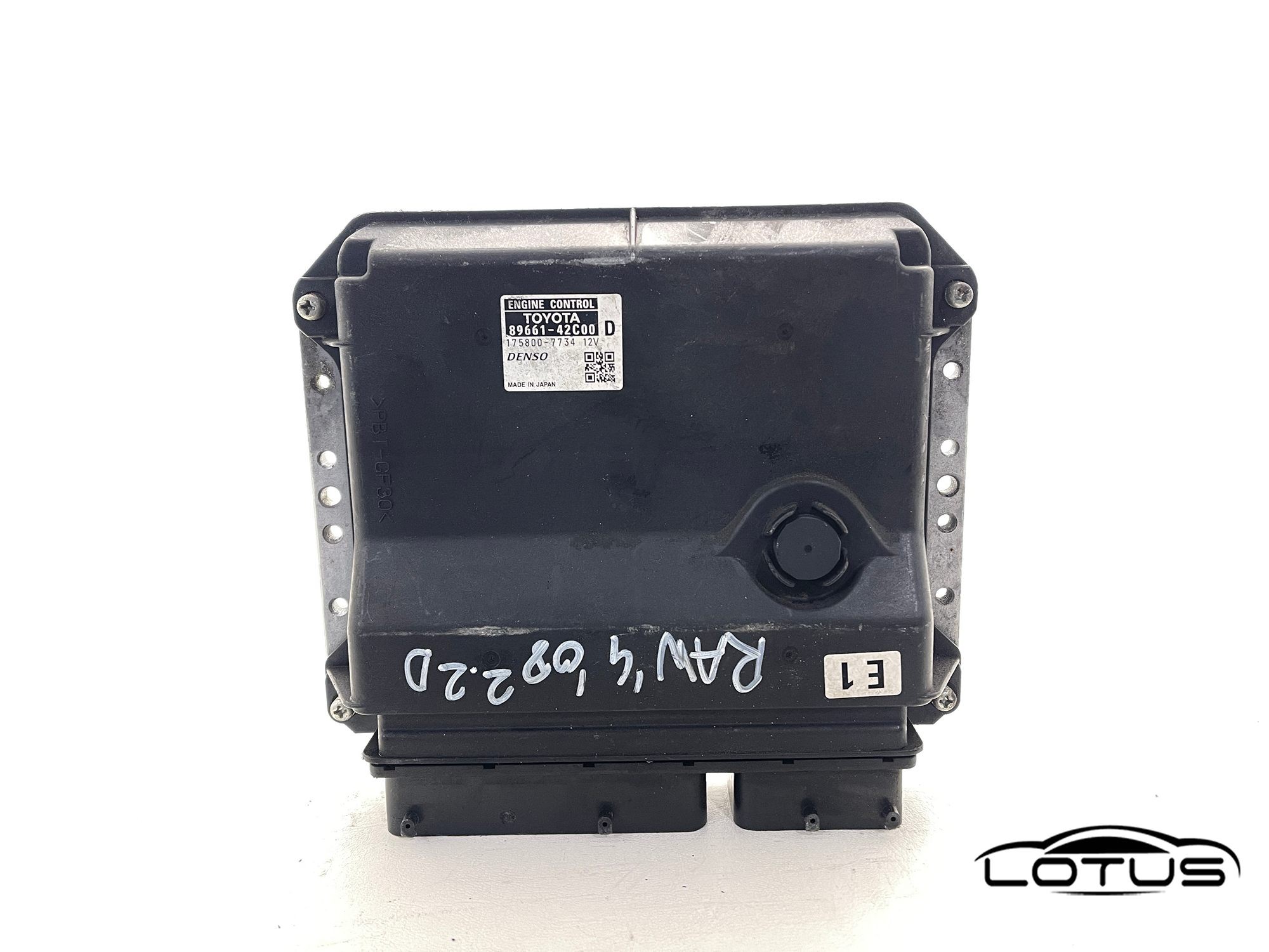 Kompjuter motora  RAV4 2.2 DIZEL 89661-42C00 D