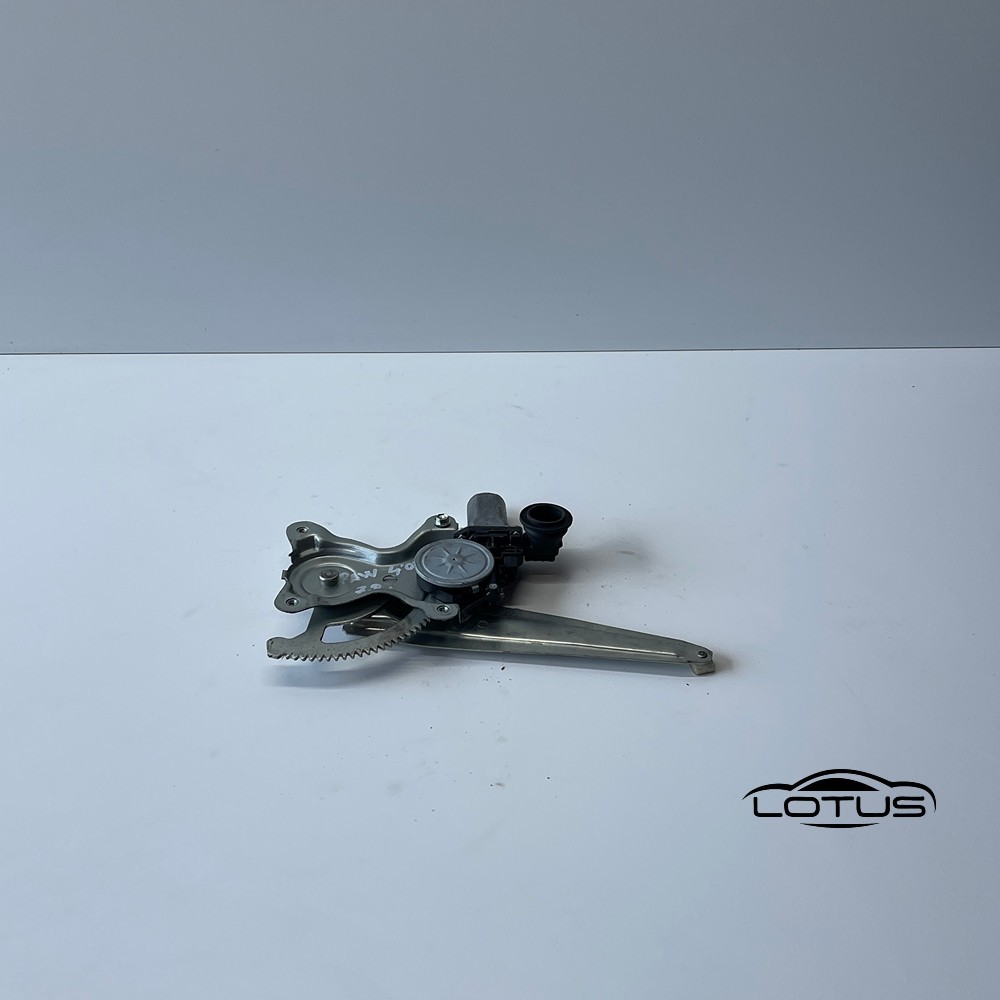 Zadnji desni podizac stakla 4V Toyota RAV4 2006-10