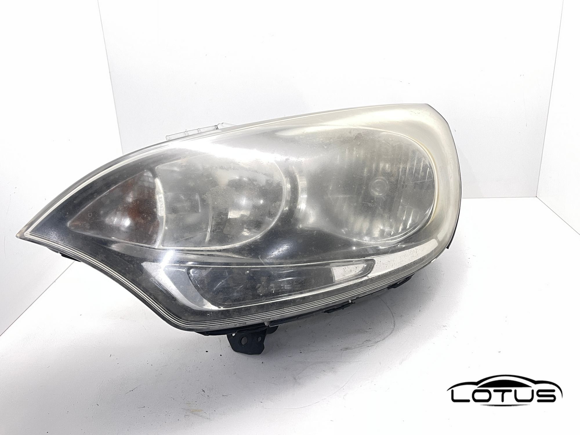 Lijevi far, farovi Kia RIO 2011-2015
