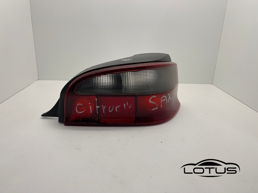 Desna štoplampa Citroen Saxo 99-03