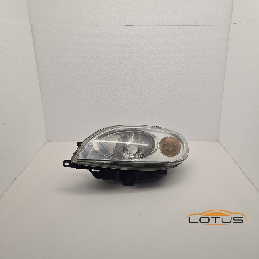 Lijevi far, farovi Citroen Saxo 1999-2003