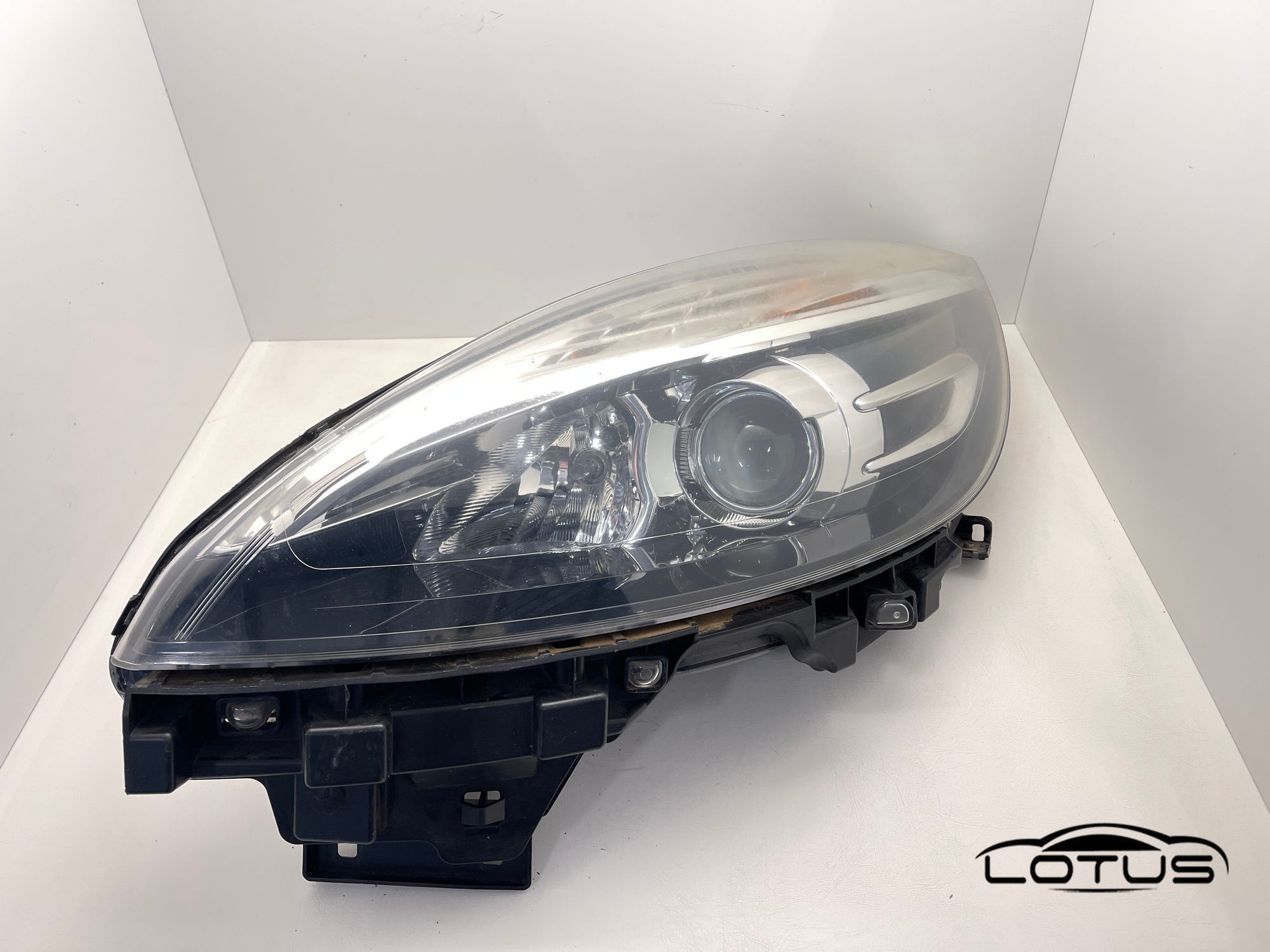 Lijevi far, farovi Renault SCENIC 3 2009-2013