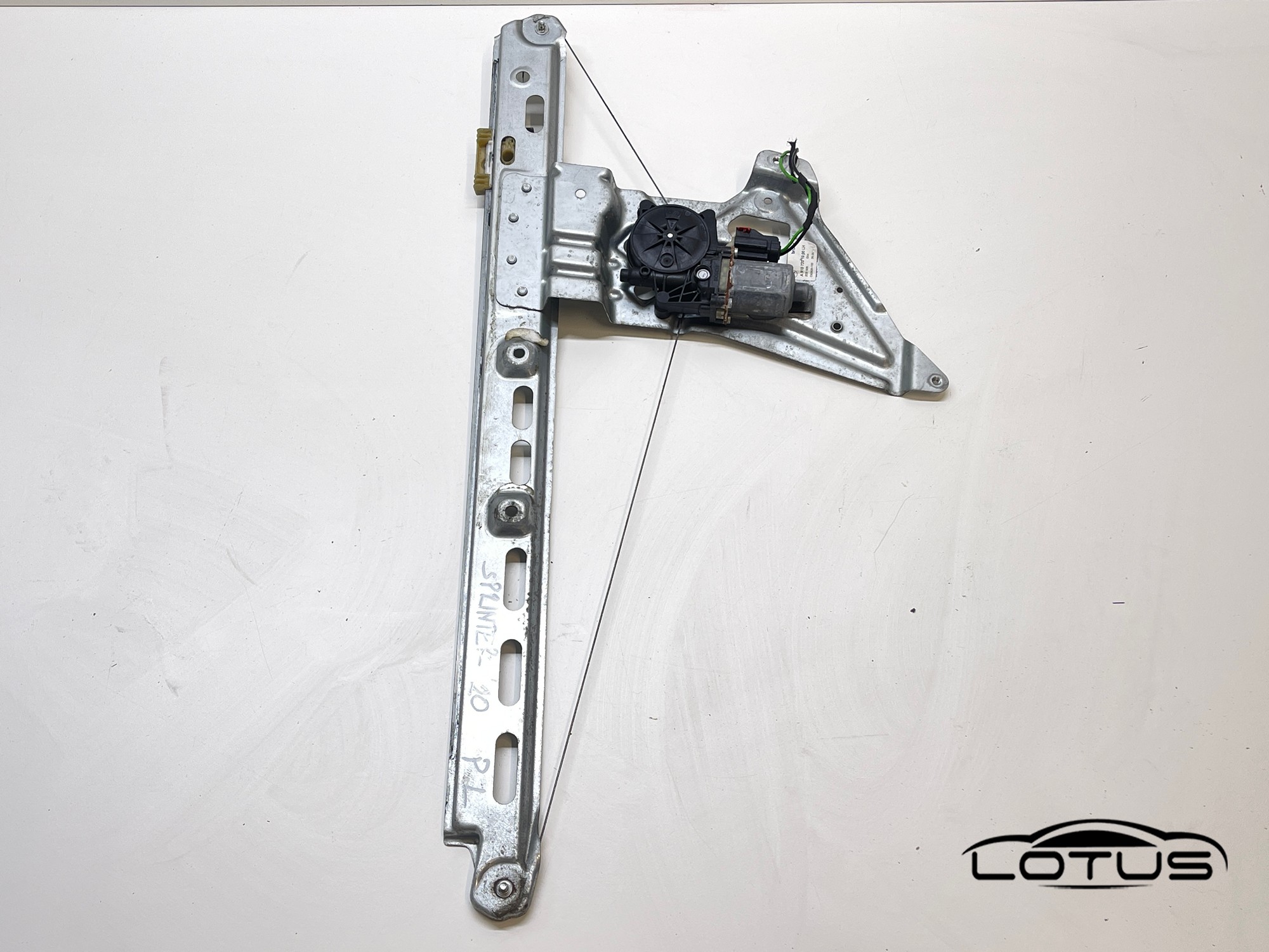 Prednji lijevi podizac Mercedes SPRINTER W907 18-23