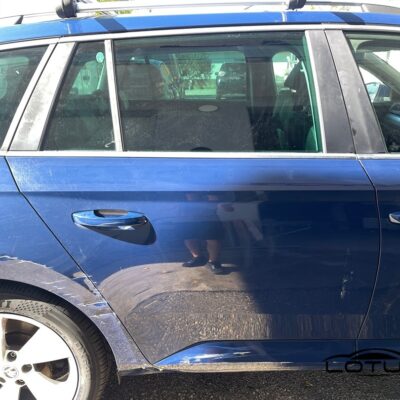 Zadnja desna vrata Skoda SUPERB KARAVAN 2015-2019