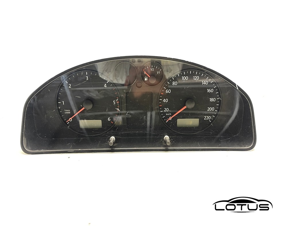 Kilometar sat VW T5 1.9 TDI 7H0920852A