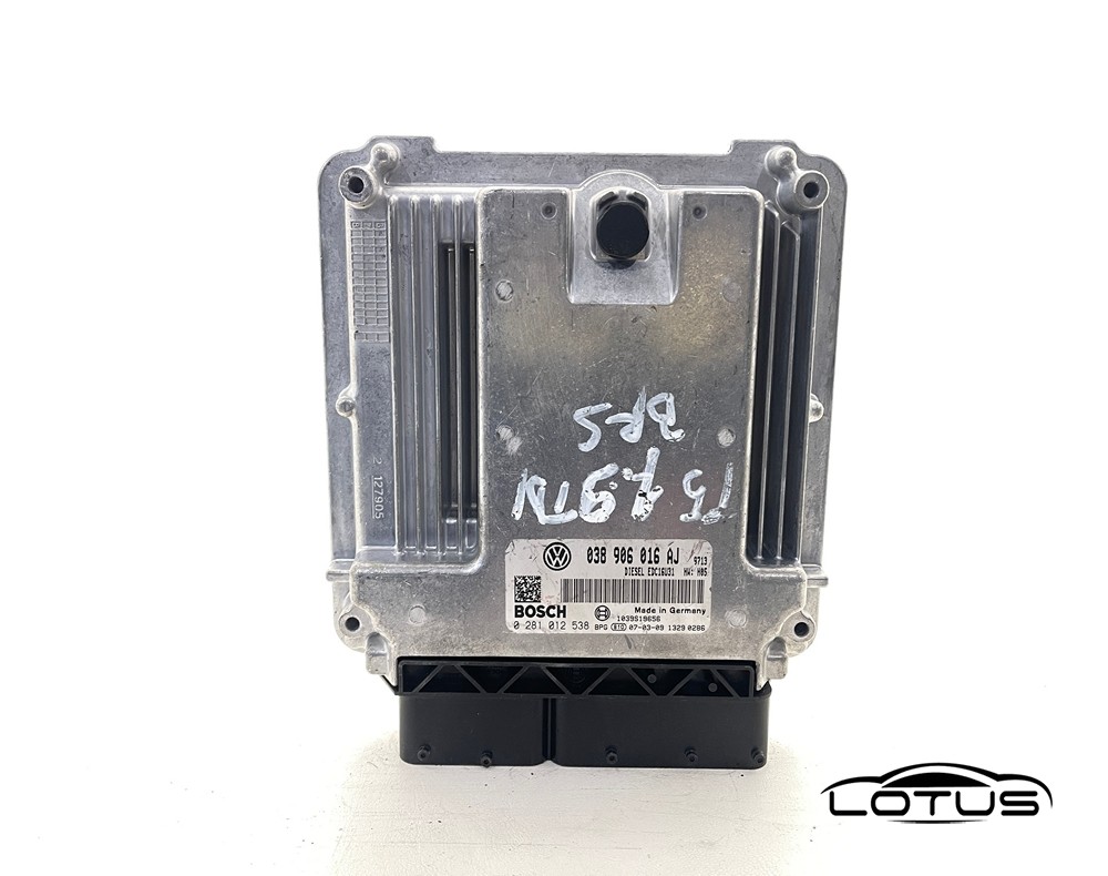 Kompjuter motora ECU VW T5 1.9 TDI 038906016AJ