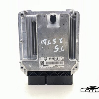 Kompjuter motora ECU VW T5 2.5 TDI 070906016EC