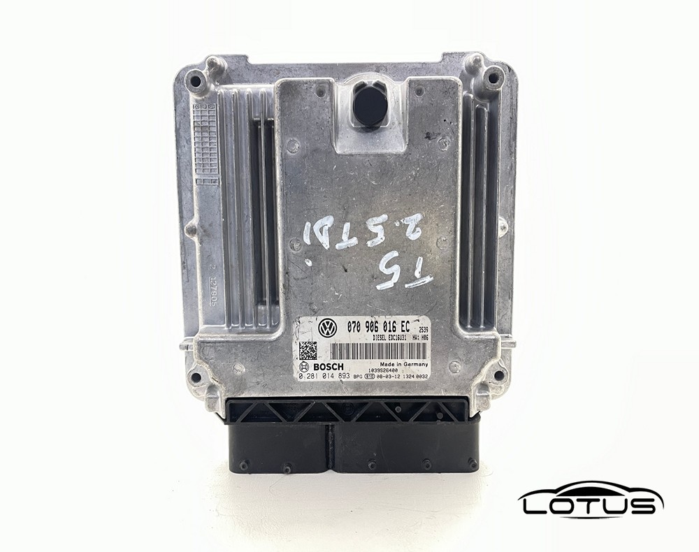 Kompjuter motora ECU VW T5 2.5 TDI 070906016EC